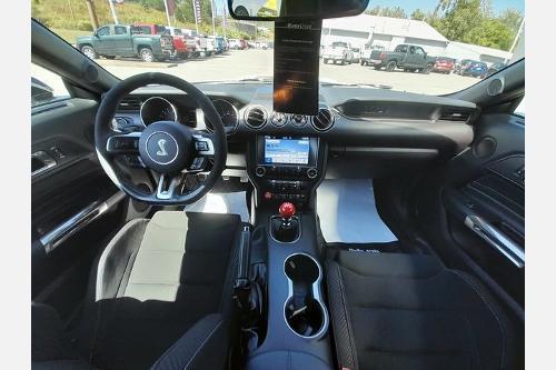 Photo of 2018 Oxford White Ford Shelby GT350