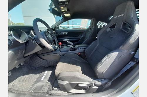 Photo of 2018 Oxford White Ford Shelby GT350