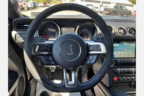 Photo of 2018 Oxford White Ford Shelby GT350
