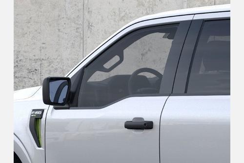 Photo of 2025 Iconic Silver Metallic Ford F-150