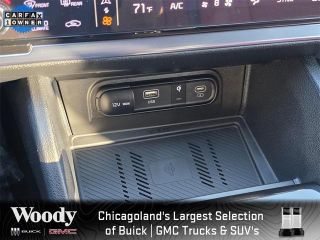 Photo of 2025 Ebony Black Kia Sportage