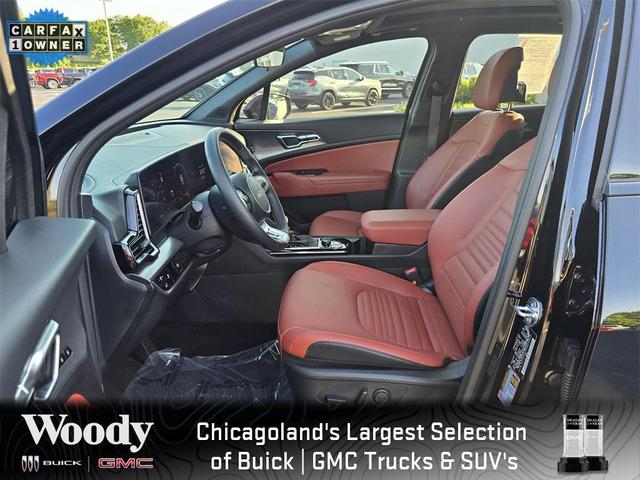 Photo of 2025 Ebony Black Kia Sportage
