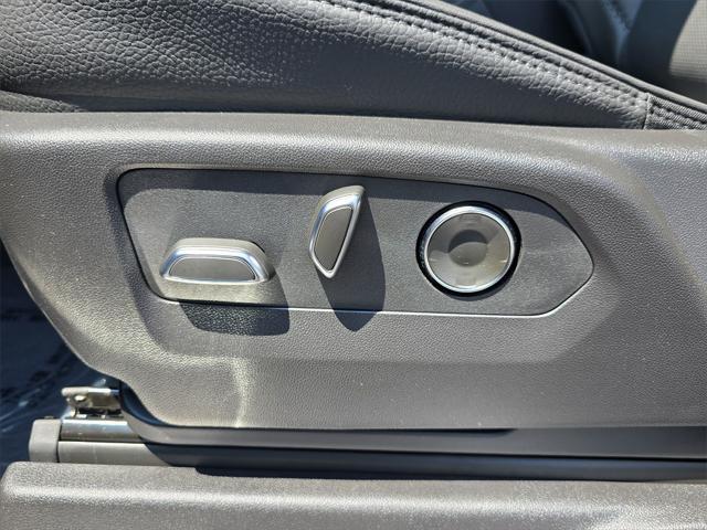 Photo of 2025 Onyx Black GMC Sierra 2500