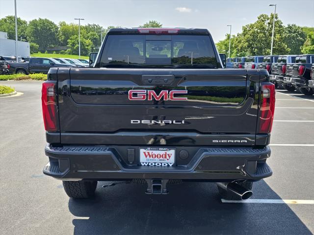 Photo of 2025 Onyx Black GMC Sierra 2500