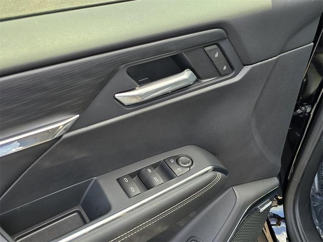 Photo of 2026 Ebony Twilight Metallic GMC Acadia