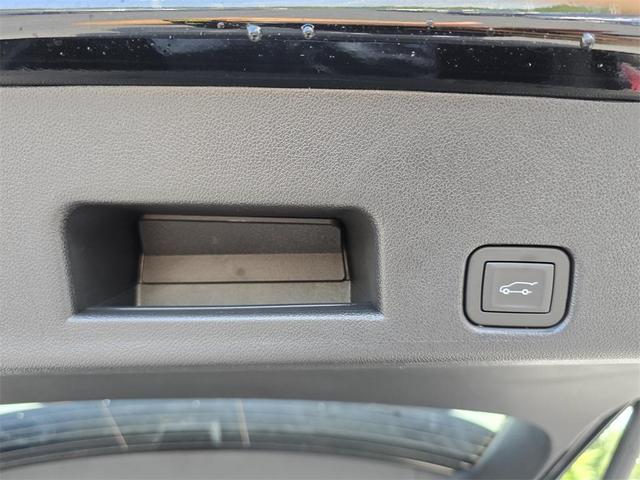 Photo of 2026 Ebony Twilight Metallic GMC Acadia