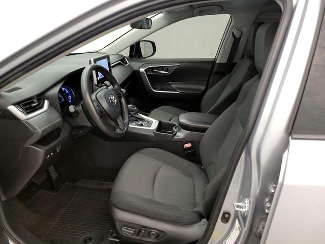 Photo of 2024 Silver Toyota RAV4 Hybrid