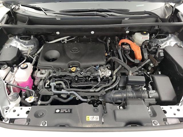 Photo of 2024 Silver Toyota RAV4 Hybrid