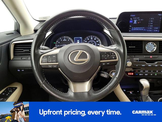 Photo of 2022 White Lexus RX 350