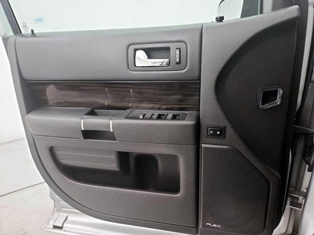 Photo of 2013 Silver Ford Flex