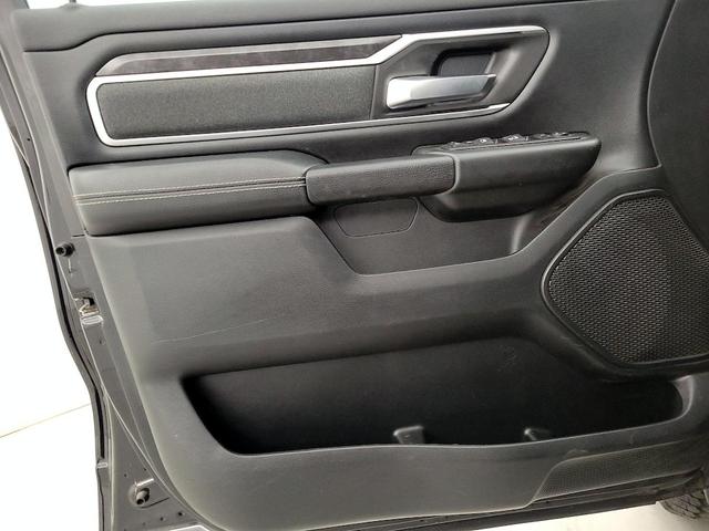 Photo of 2021 Black RAM 1500