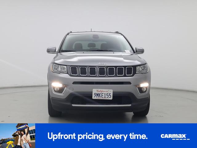 Photo of 2018 Silver Jeep Compass