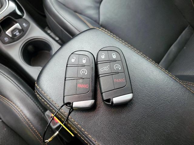 Photo of 2018 Silver Jeep Compass