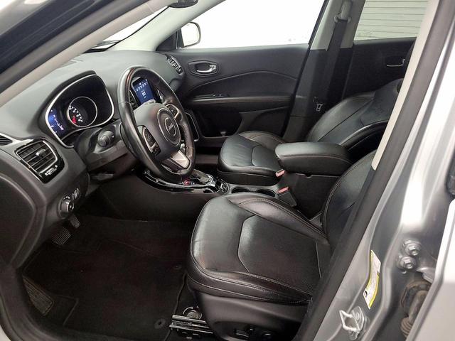 Photo of 2018 Silver Jeep Compass