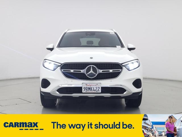 Photo of 2025 White Mercedes-Benz GLC 350e