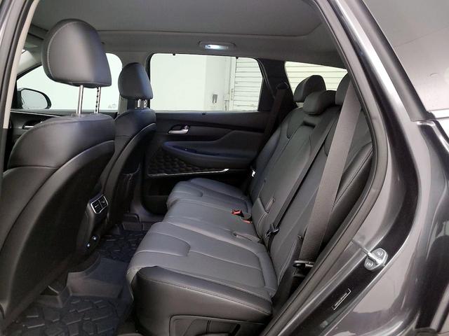 Photo of 2023 Gray Hyundai SANTA FE