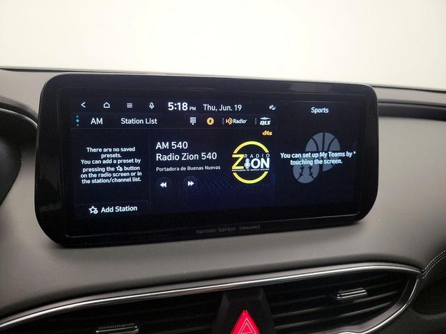 Photo of 2023 Gray Hyundai SANTA FE