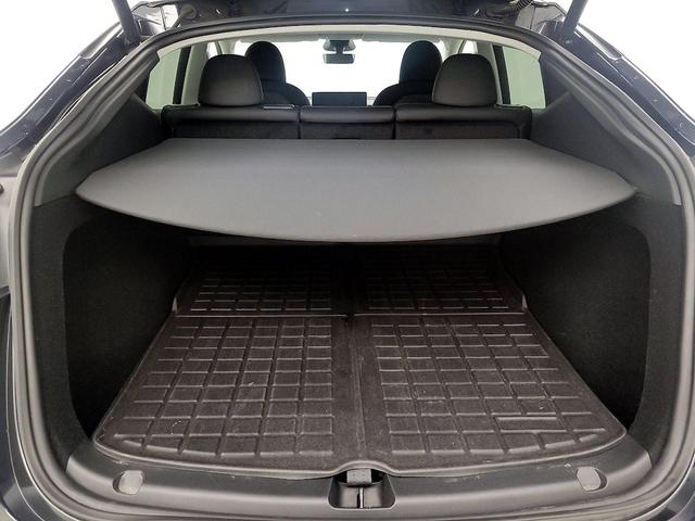 Photo of 2024 Gray Tesla Model Y