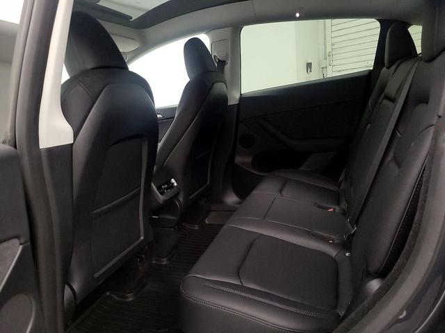 Photo of 2024 Gray Tesla Model Y