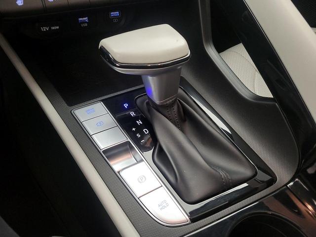 Photo of 2023 Blue Hyundai ELANTRA
