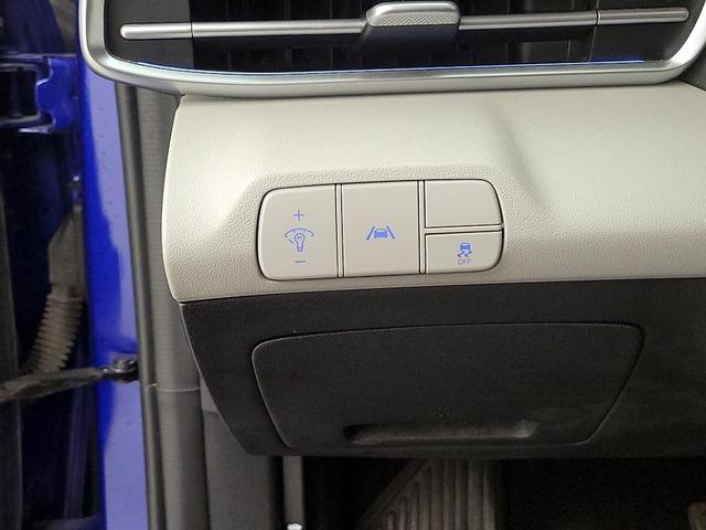 Photo of 2023 Blue Hyundai ELANTRA