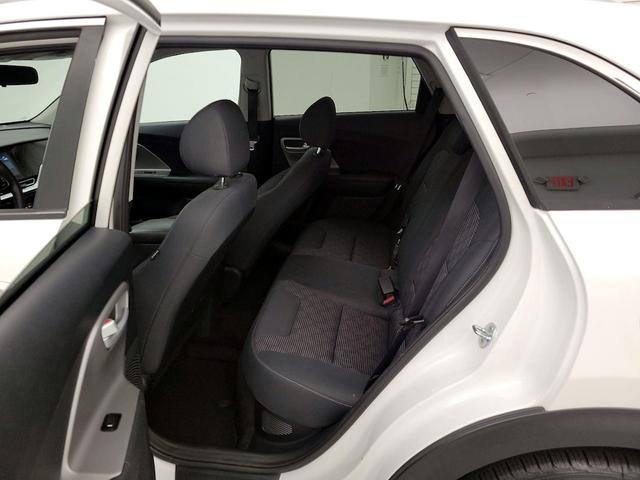 Photo of 2020 White Kia Niro