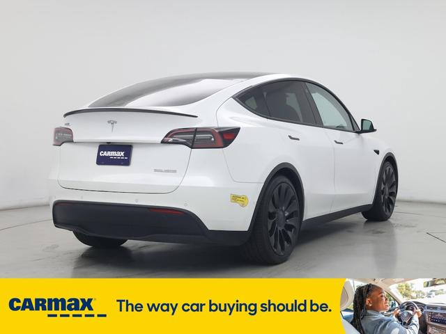 Photo of 2022 White Tesla Model Y