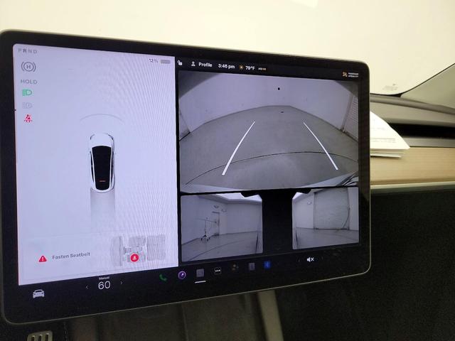 Photo of 2022 White Tesla Model Y