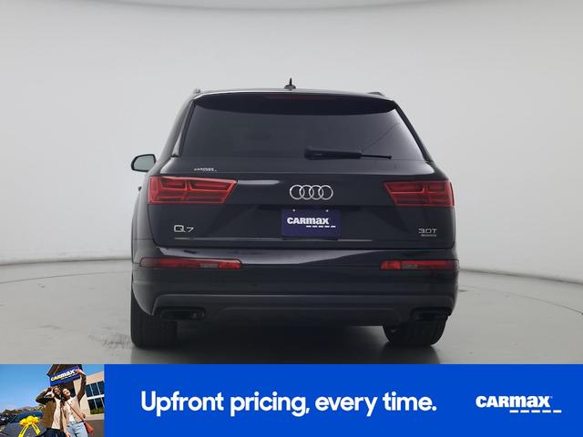 Photo of 2018 Black Audi Q7