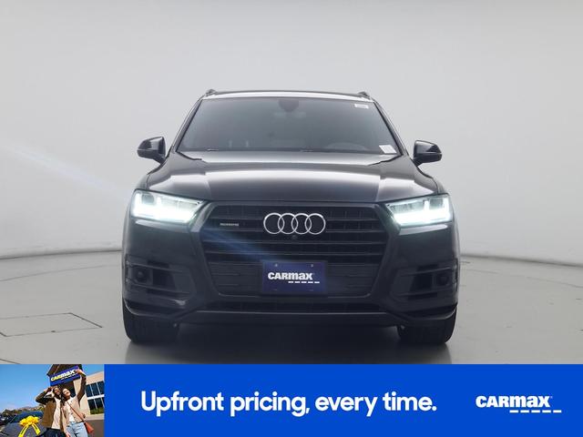 Photo of 2018 Black Audi Q7