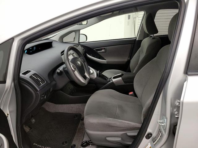 Photo of 2014 Silver Toyota Prius