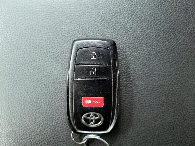 Photo of 2024 Gray Toyota Tacoma