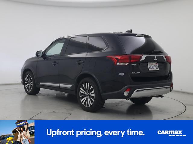 Photo of 2020 Black Mitsubishi Outlander