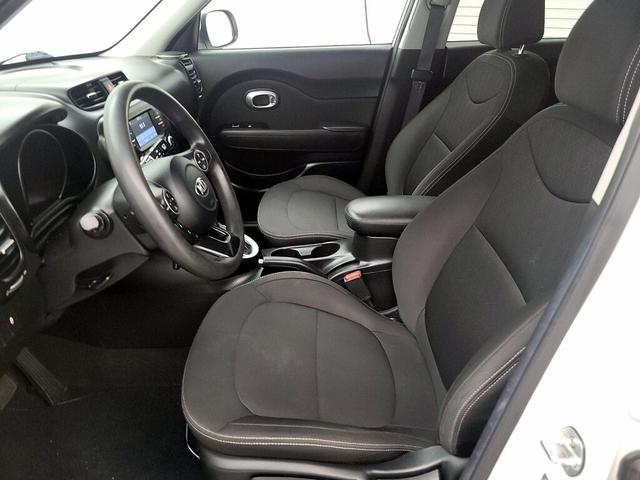 Photo of 2019 White Kia Soul