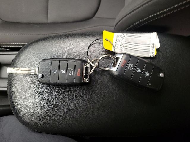 Photo of 2019 White Kia Soul