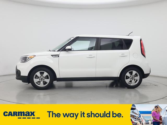 Photo of 2019 White Kia Soul