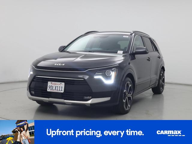 Photo of 2023 Gray Kia Niro
