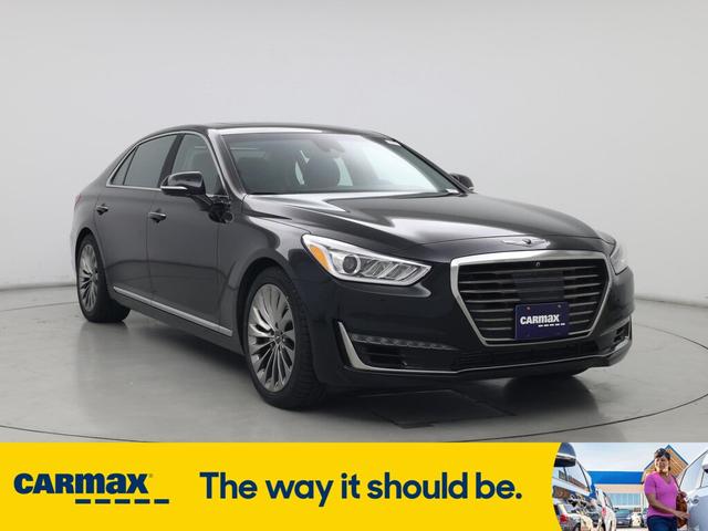 2017 Genesis G90