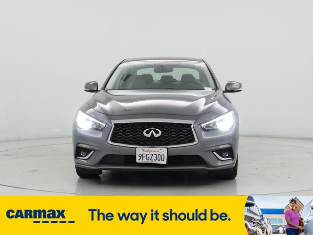 Photo of 2019 Gray INFINITI Q50