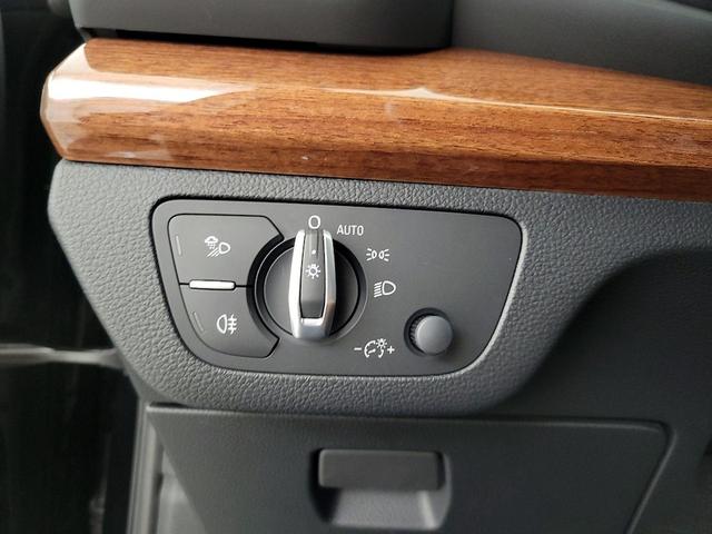 Photo of 2022 Black Audi Q5