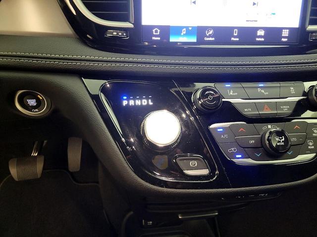 Photo of 2025 Gray Chrysler Pacifica Hybrid
