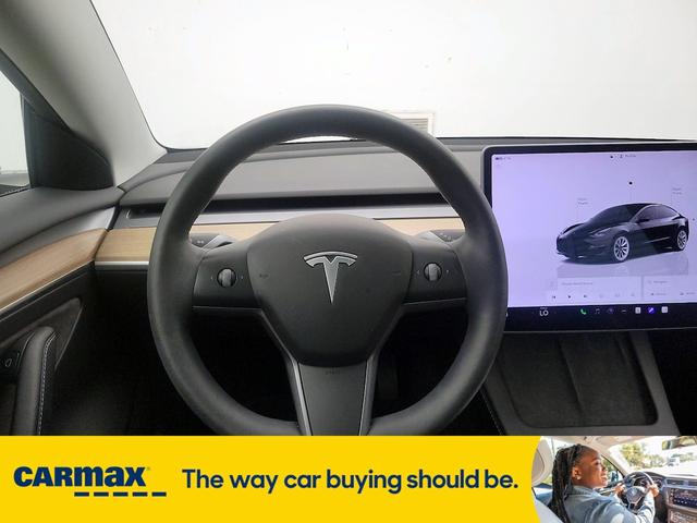 Photo of 2022 Black Tesla Model 3