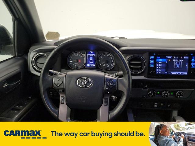 Photo of 2018 White Toyota Tacoma