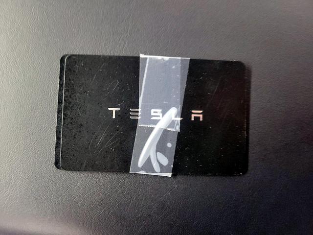 Photo of 2023 Gray Tesla Model Y