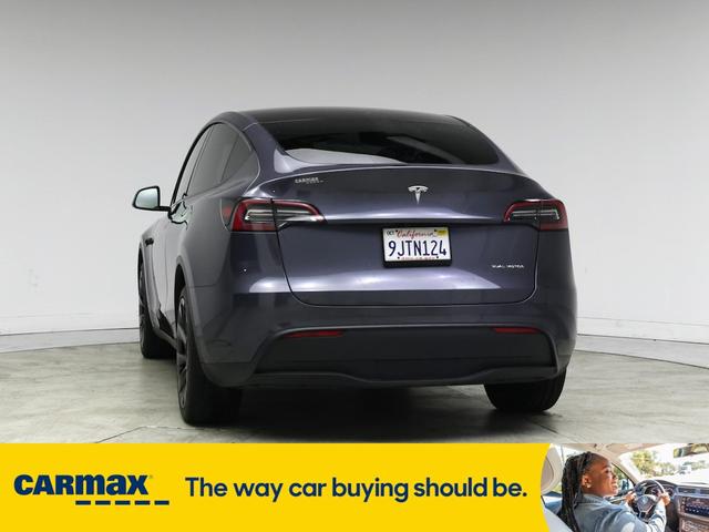 Photo of 2023 Gray Tesla Model Y