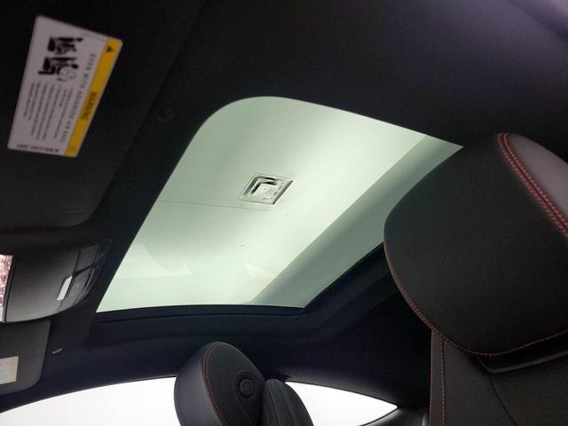 Photo of 2022 Gray Mercedes-Benz AMG C 43