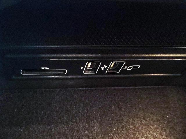 Photo of 2022 Gray Mercedes-Benz AMG C 43
