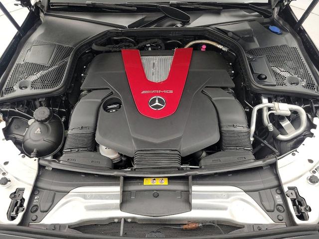 Photo of 2022 Gray Mercedes-Benz AMG C 43