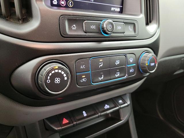 Photo of 2021 White Chevrolet Colorado