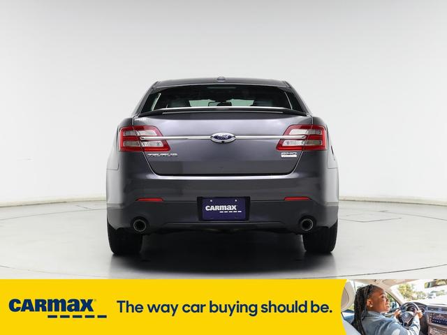 Photo of 2015 Gray Ford Taurus
